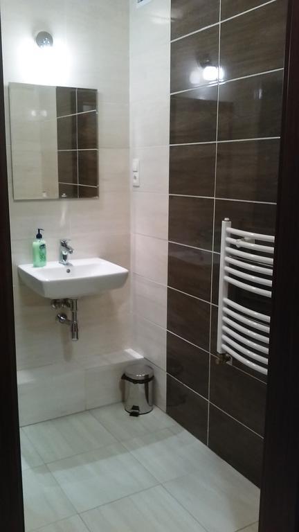 Villa Tabu Познан Екстериор снимка
