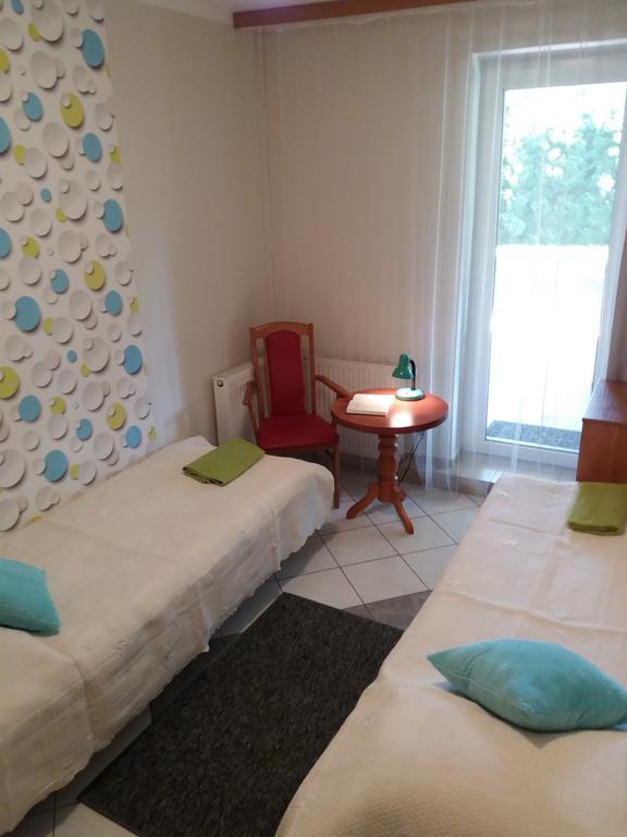 Villa Tabu Познан Екстериор снимка